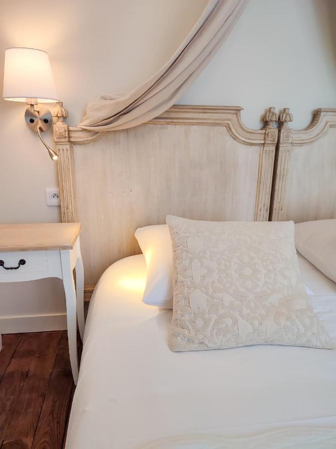 Chambres D'Hotes Le 1900 Val-Couesnon Екстериор снимка